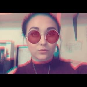 Meet your Posher, Brianna